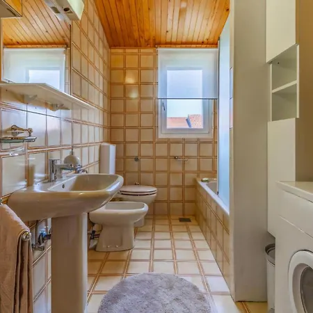 Jasmine With Swimming Pool Vila *