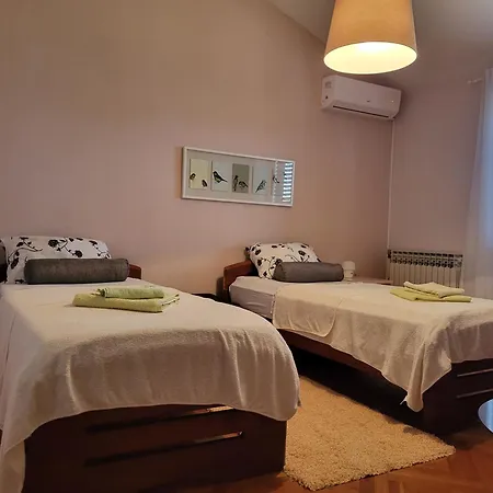 Jasmine With Swimming Pool Vila *