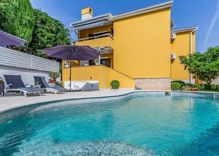 Jasmine With Swimming Pool * Pula