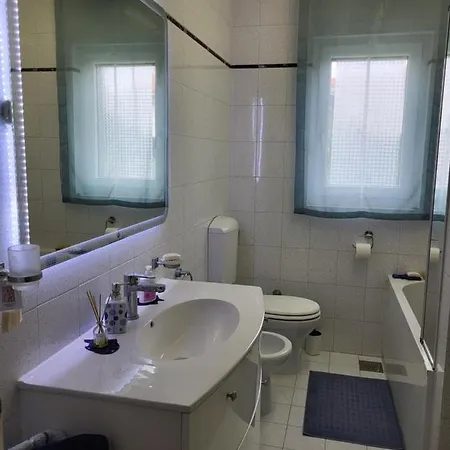 Jasmine With Swimming Pool Пула