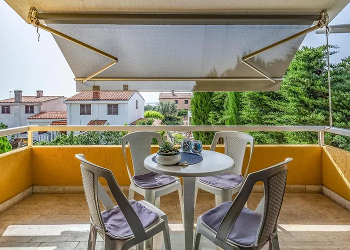 Jasmine With Swimming Pool